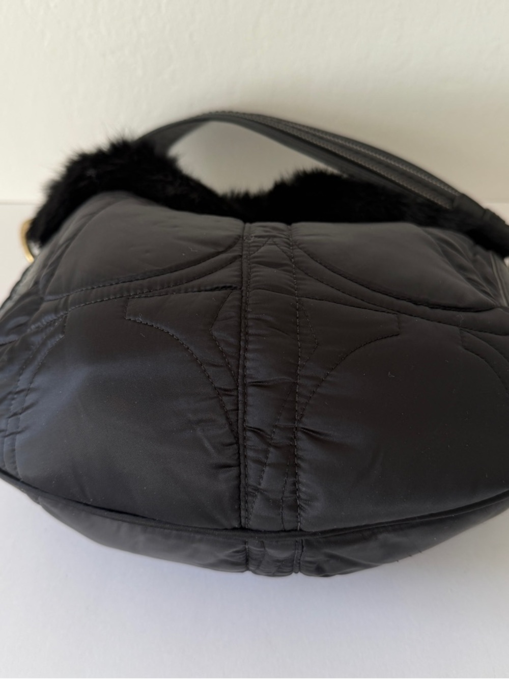 Vintage Coach Quilted Ski Hobo Black Rabbit Fur Handbag - Picture 13 of 14